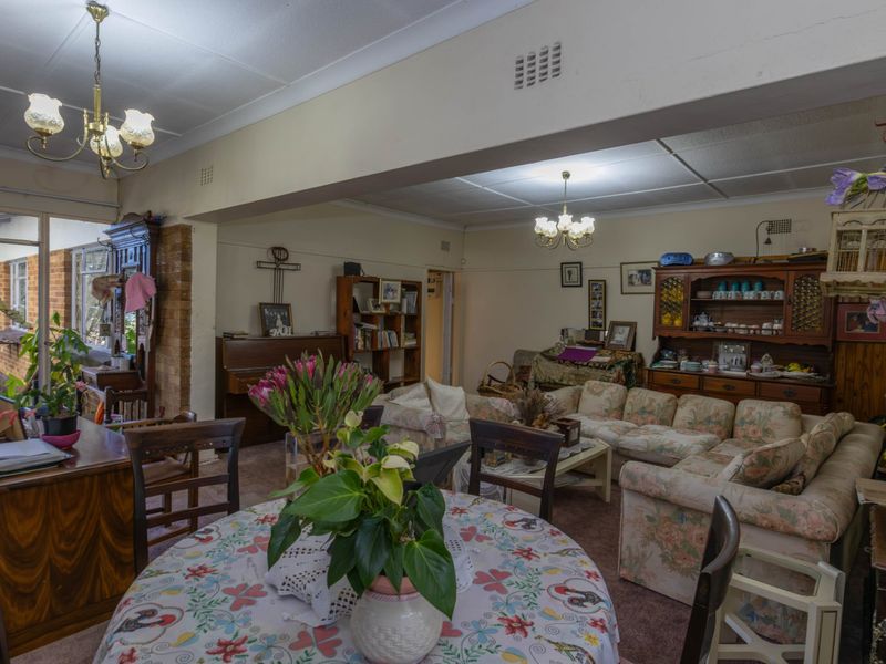 Income Generator with Old-School Charm - Photo 3