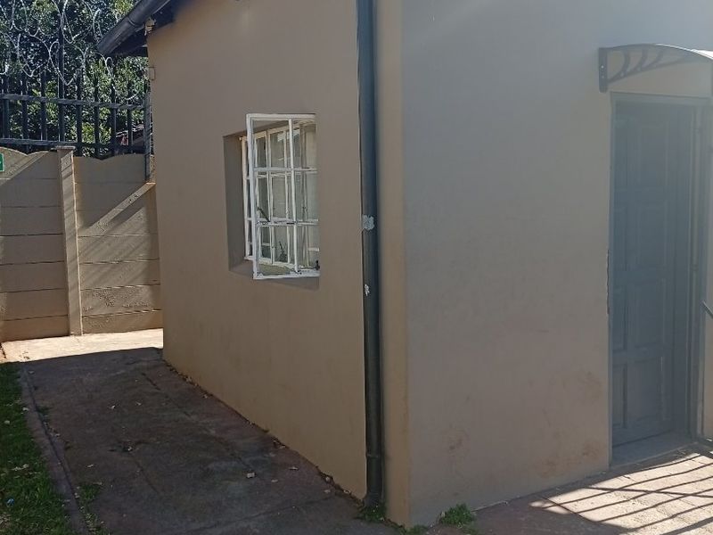 NSFAS Accredited Property - Photo 10