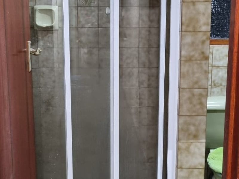 4 Bedroom Townhouse for sale in Southernwood East London - Photo 5