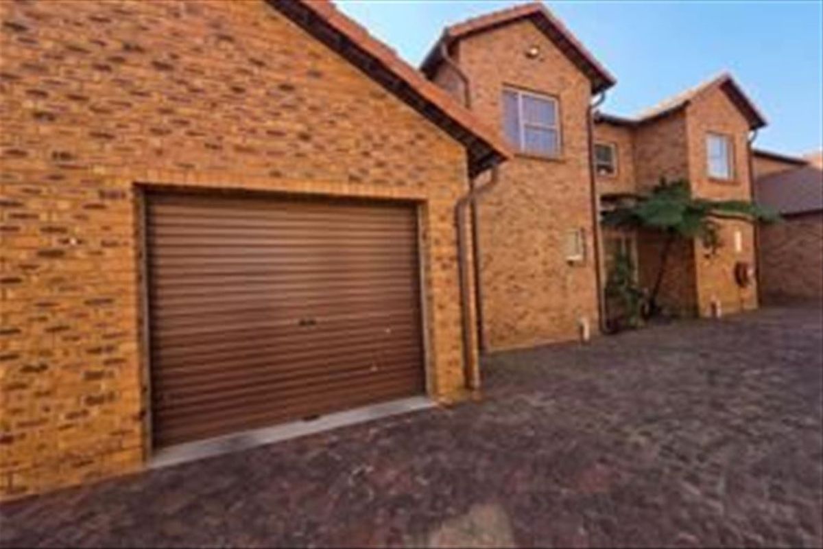 Neat and Functional Home with Modern Comforts - Photo 3