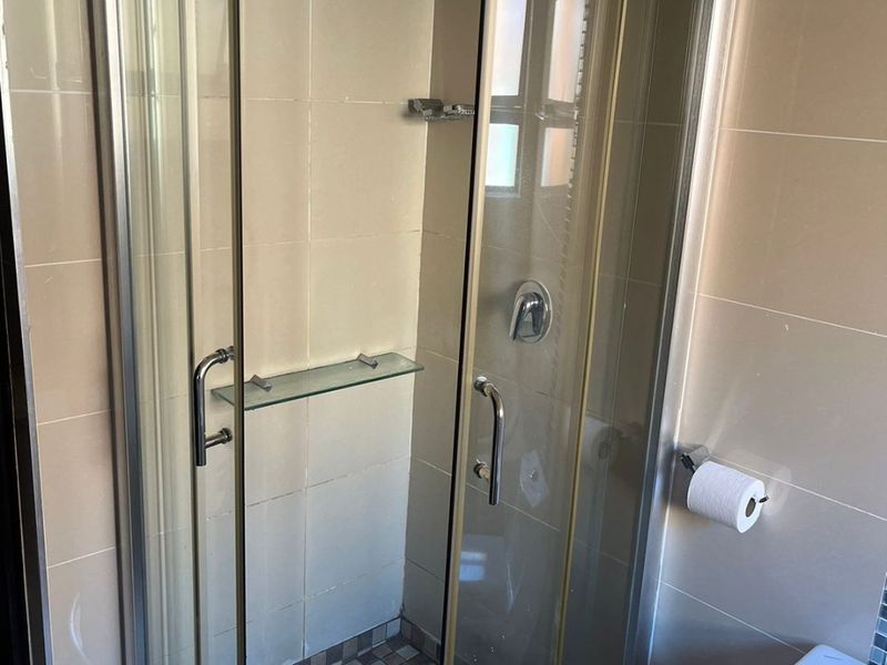 Stunning Open-Plan Apartment for Sale! - Photo 8