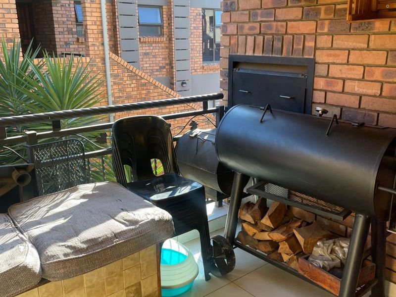 Stunning Open-Plan Apartment for Sale! - Photo 10