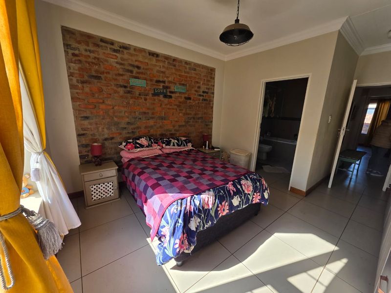 Full title - Your Dream Home Awaits! Spacious, Stylish & Perfectly Located  - Photo 7