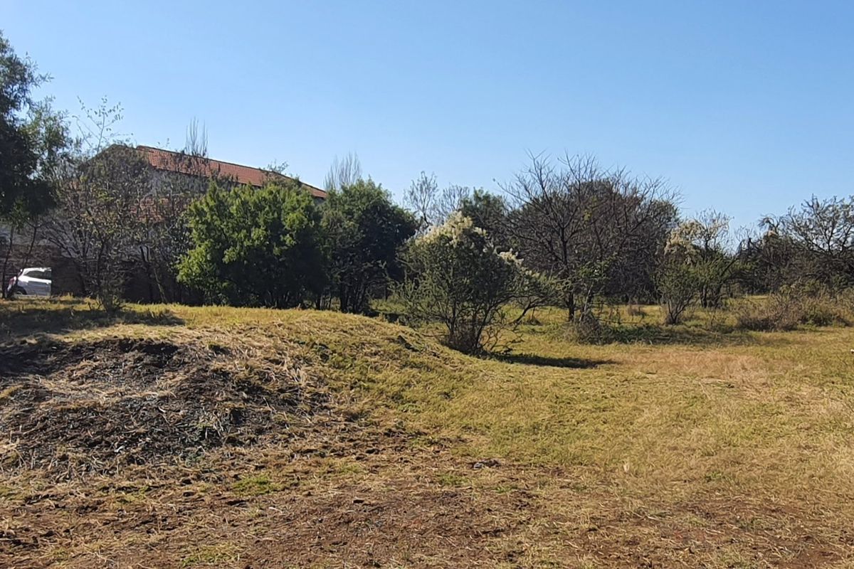 Prime stand for Sale in La Camargue Private Country Estate - Photo 2