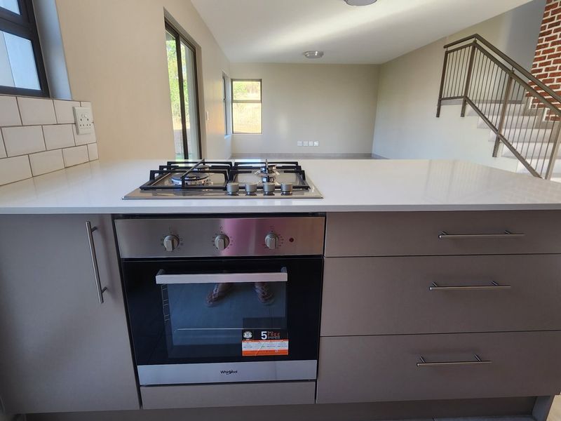 La Camargue Family Home for Sale - No Transfer Duty & No Transfer Costs. - Photo 9