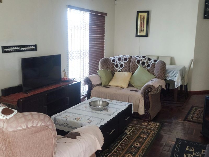 3 Bedroom home for sale in Browns farm - Photo 2