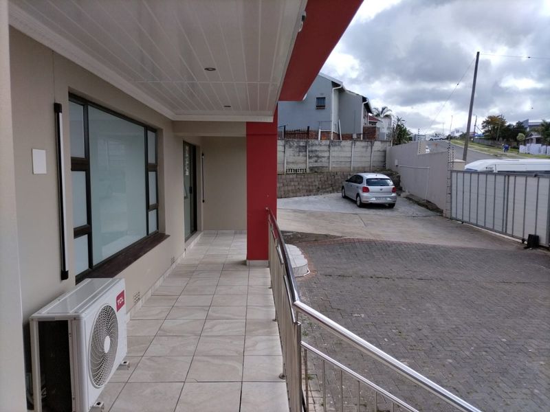 24-Bedroom Guesthouse for Sale – Amalinda, East London - Photo 6