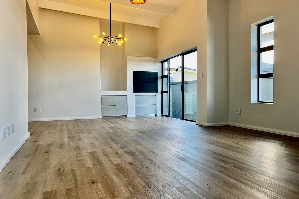 MODERN ELEGANCE IN EDEN LIFESTYLE RESIDENTIAL ESTATE - Photo 4