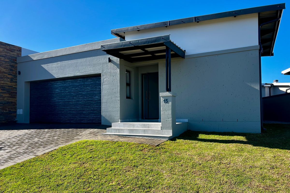 MODERN ELEGANCE IN EDEN LIFESTYLE RESIDENTIAL ESTATE - Photo 2