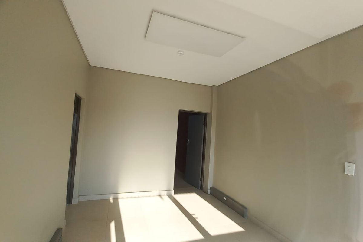 VERSATILE NEW WAREHOUSE TO RENT - Photo 3