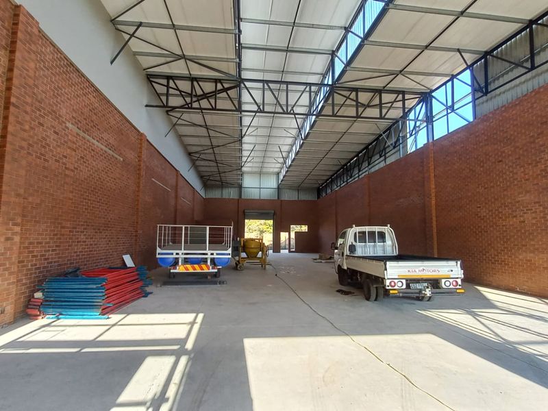 NEWLY BUILT SECURE WAREHOUSE TO RENT - Photo 2