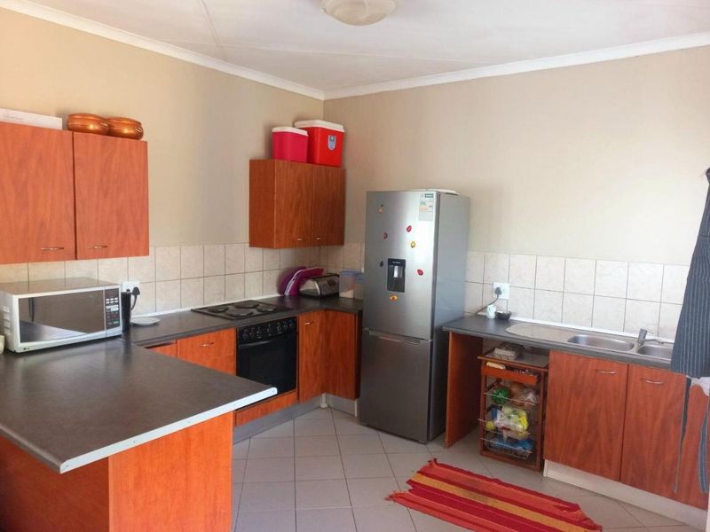 Prime one bedroom apartment for sale in Penina Park Polokwane - Photo 9