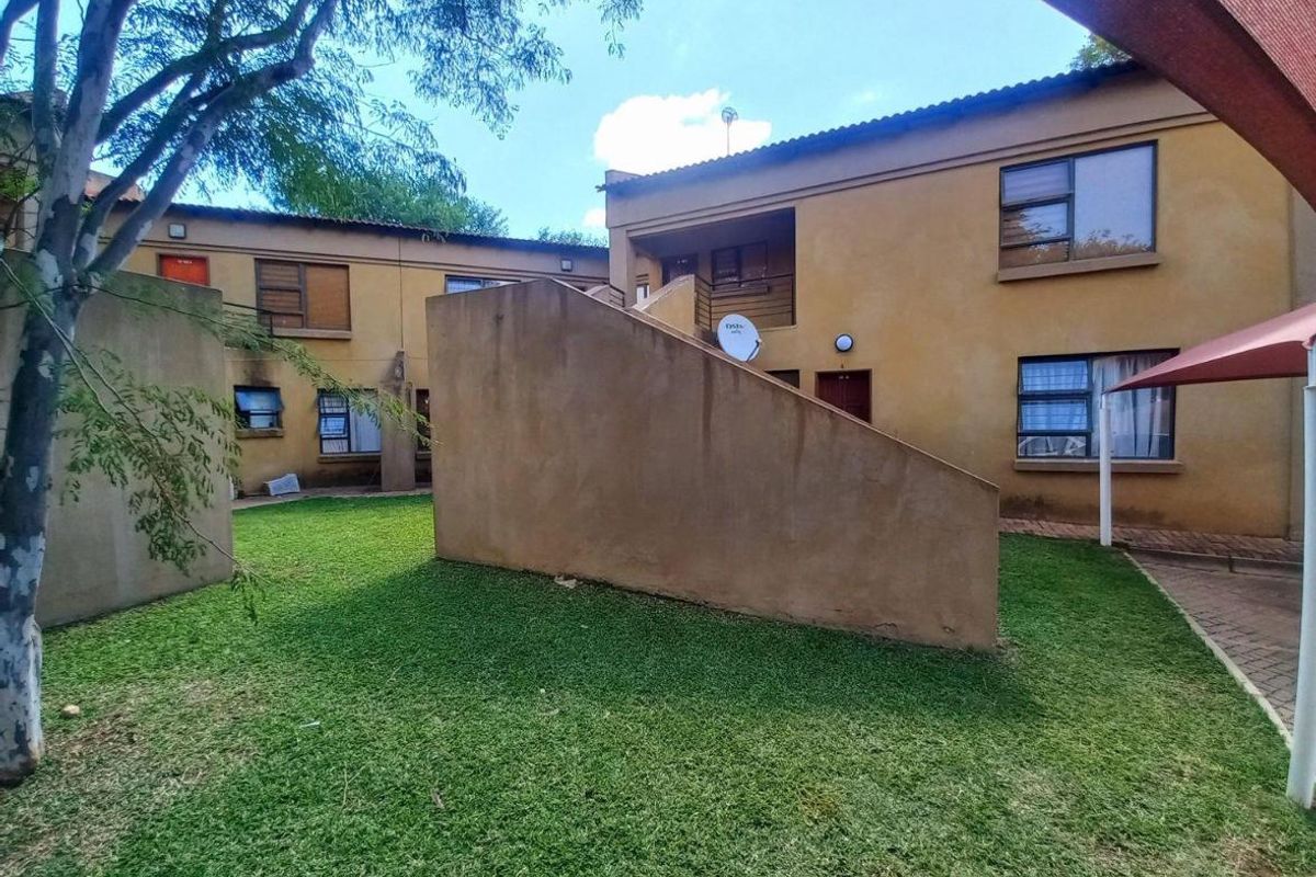 Prime one bedroom apartment for sale in Penina Park Polokwane - Photo 3