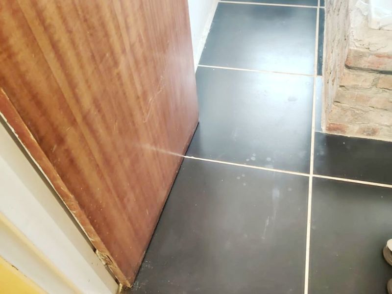 3-Bedroom Property with 2 Flatlets-KEISKAMMAHOEK - Photo 8