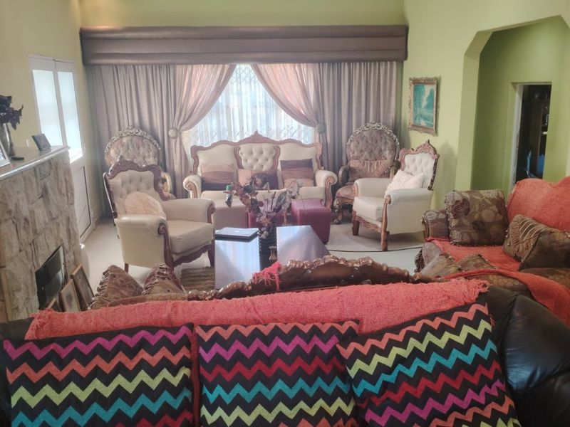 3 Bedroom House For Sale in Mdantsane Nxamkwane - Photo 3