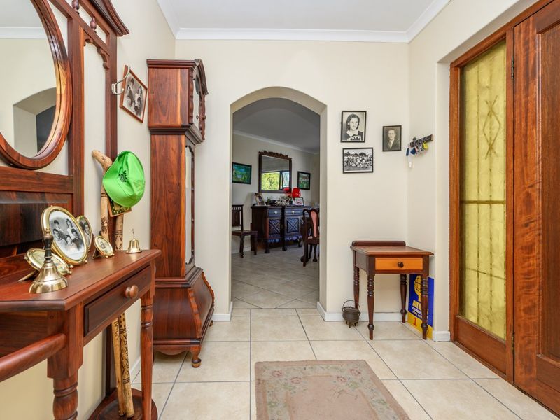 FAMILY HOME WITH FLATLET IN SOUGHT AFTER BRYMORE - Photo 7