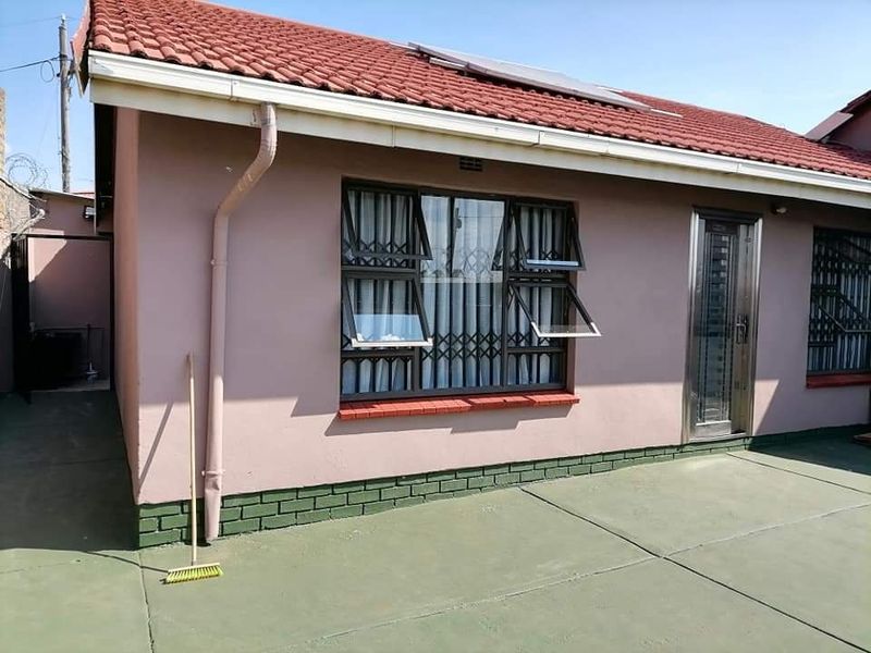 NSFAS Accredited Property  - Photo 6