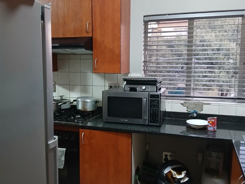 2 Bedroom Loft Townhouse for Sale in Country View - Photo 5