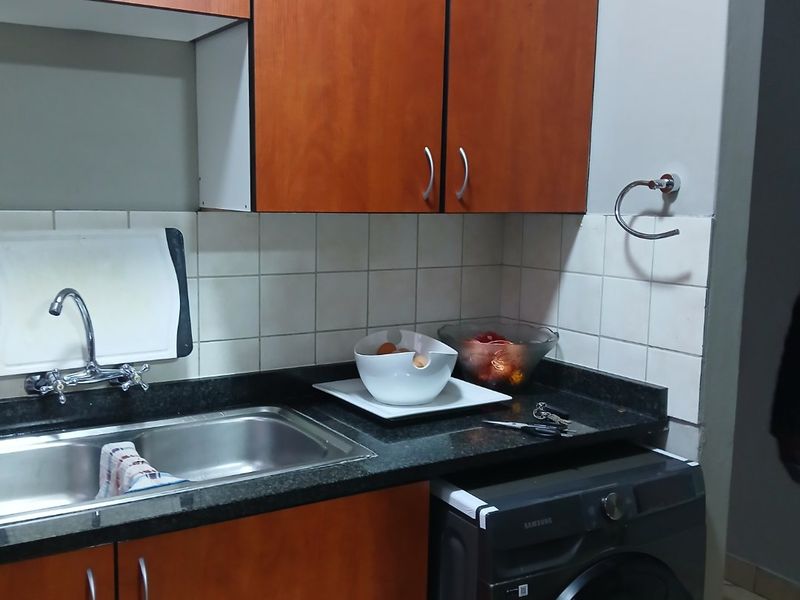 2 Bedroom Loft Townhouse for Sale in Country View - Photo 7