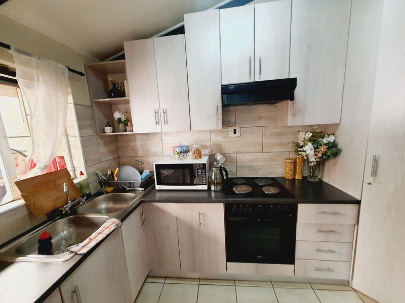 Your Family's New Happy Place Await! - Photo 7