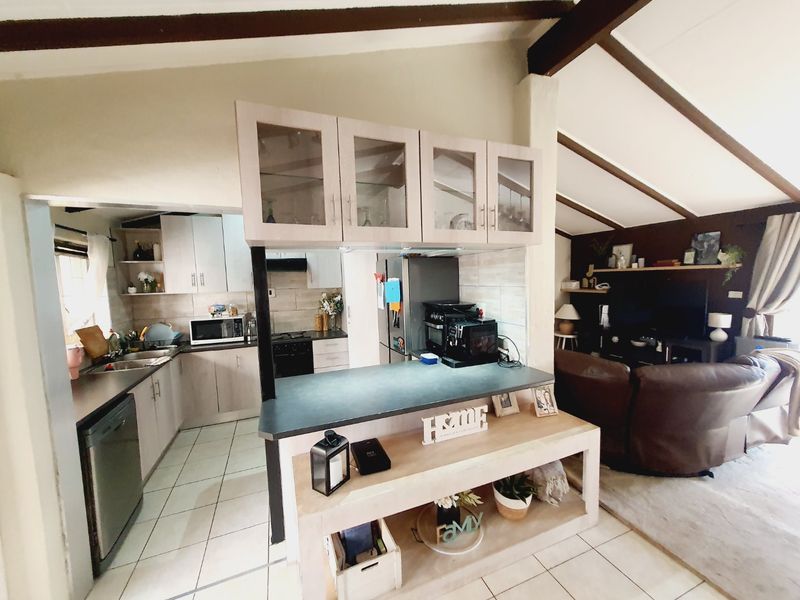 Your Family's New Happy Place Await! - Photo 10