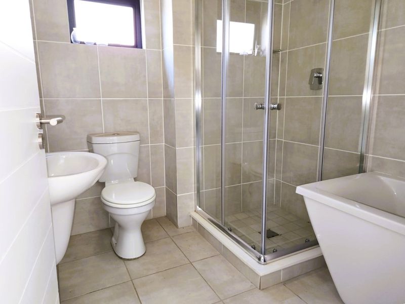 1 Bedroom Apartment for Rent in Green Park Lifestyle Estate Boksburg - Photo 6