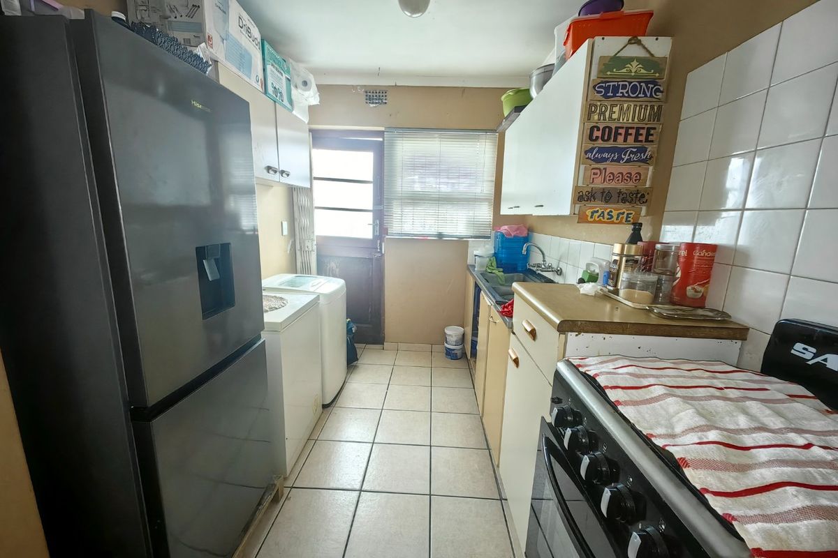 Priced to go in the highly sought after Belhar Musicals!!! - Photo 4