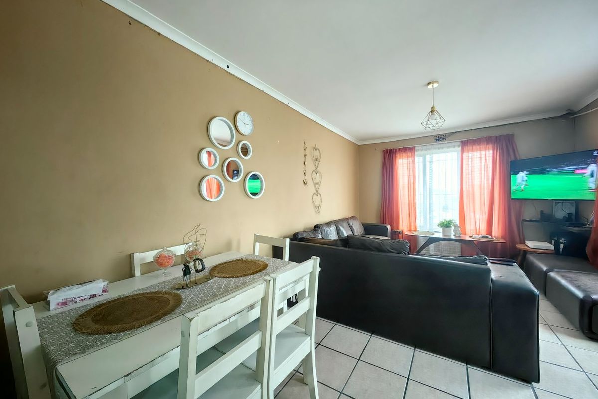 Priced to go in the highly sought after Belhar Musicals!!! - Photo 3