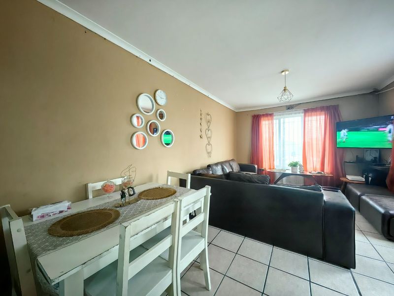 Priced to go in the highly sought after Belhar Musicals!!! - Photo 3