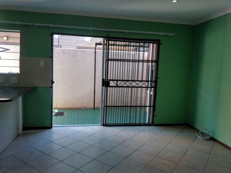 Modern 2-Bedroom Apartment  For SALE!! – Move-In Ready!  - Photo 5