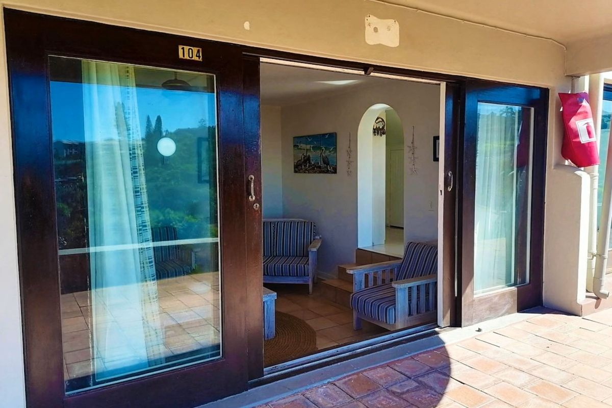 Two Bedroom Fully Furnished Duplex Apartment to rent in Ramsgate - Photo 5