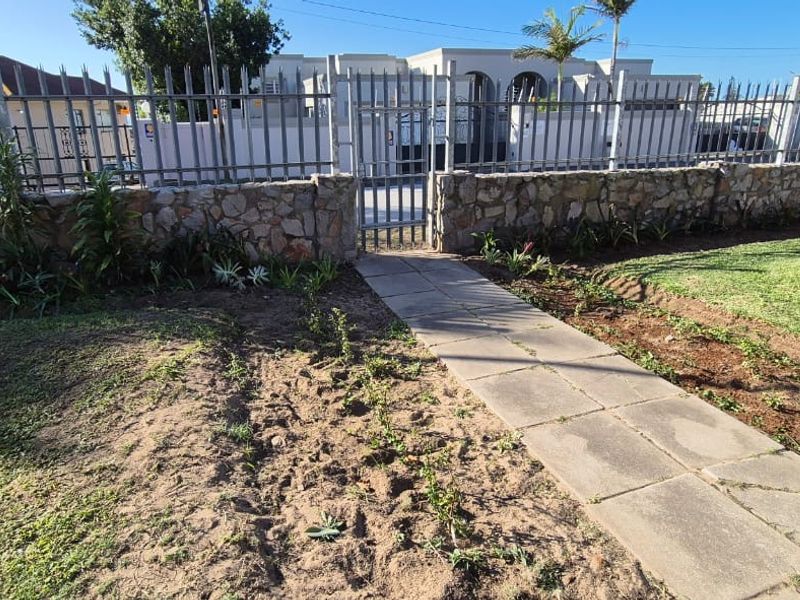 Opportunity beckons not to be repeated with flatlet potential sea views  - Photo 6