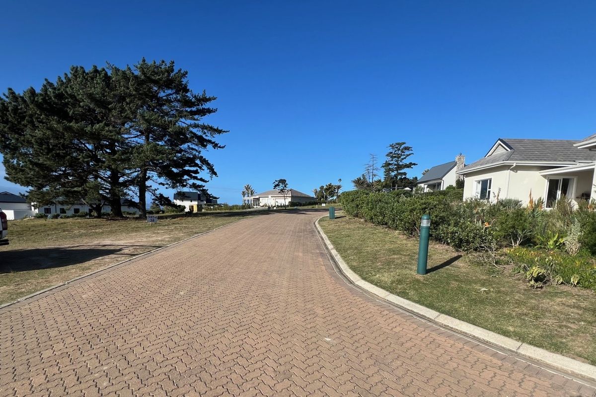 Exclusive Opportunity in Baron's View Security Estate in Plettenberg Bay - Photo 2