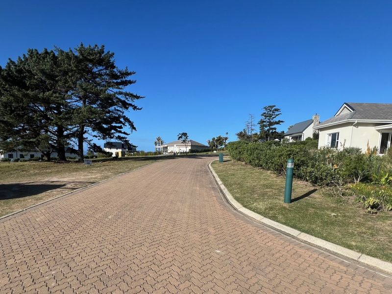 Exclusive Opportunity in Baron's View Security Estate in Plettenberg Bay - Photo 2