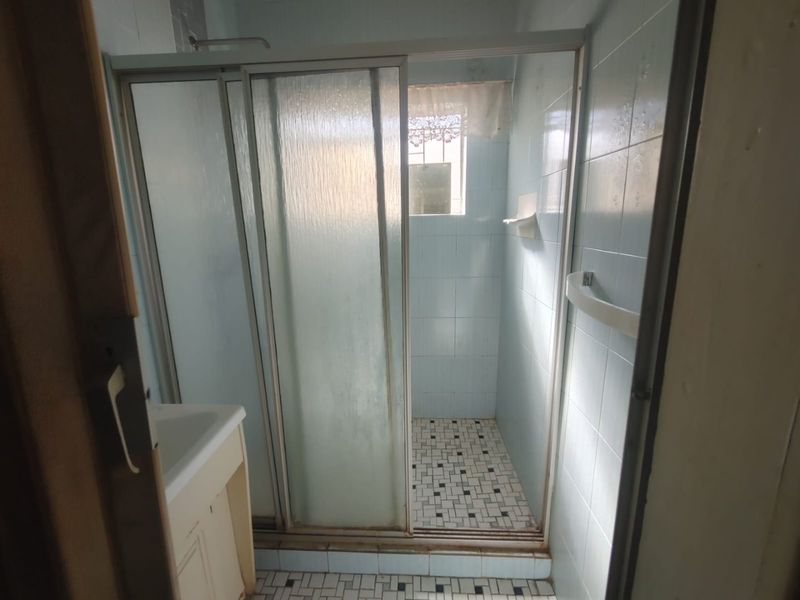 3-Bedroom Home with Business Rights & Loads of Potential – Deceased Estate in Pretoria West - Photo 8