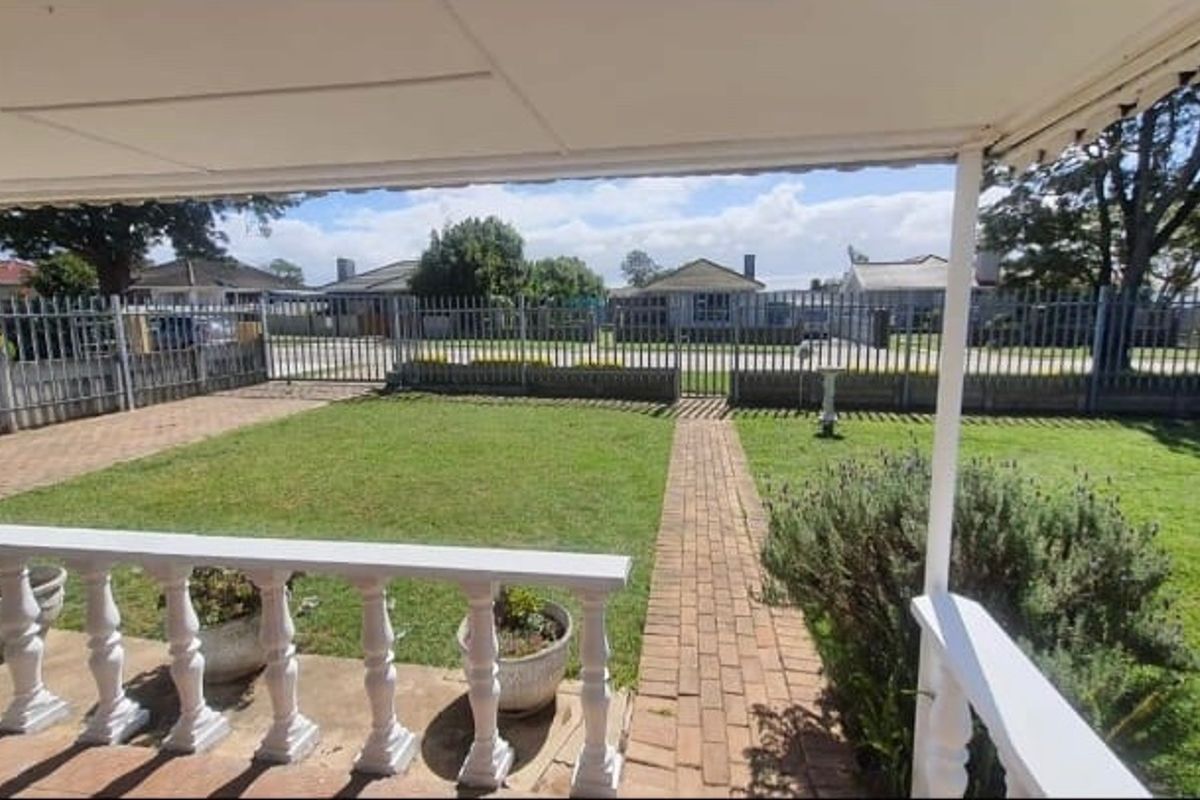 3 bedroom home in Kabega park - Photo 4