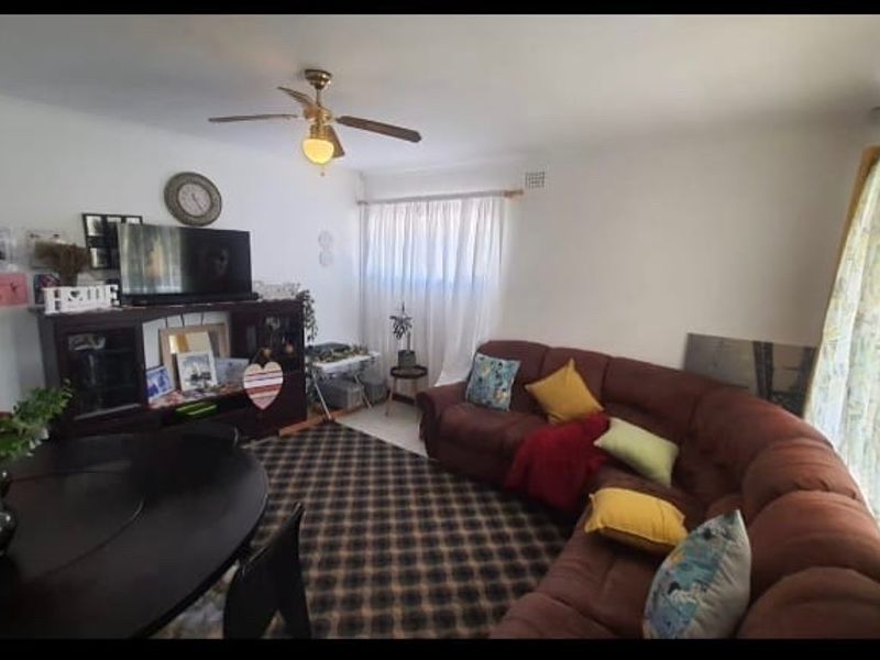 3 bedroom home in Kabega park - Photo 9