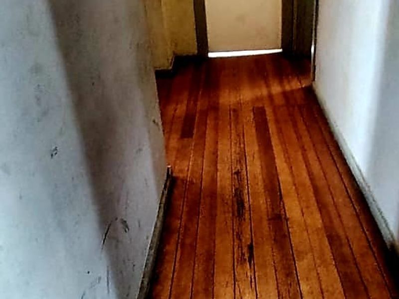 3 Bedroom Flat for Sale in East London - Photo 4