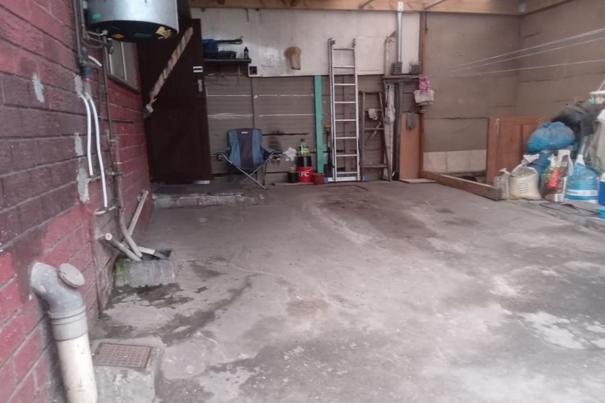 4 Bedroom home for sale in Norwood - Photo 3