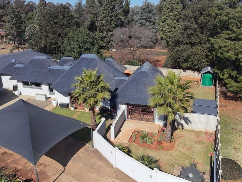 Tranquil Living with Endless Possibilities - Photo 2