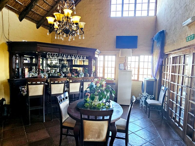 Exceptional Property for Sale - Photo 7