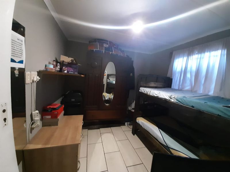 2 Bedroom home for sale in Woodlands - Photo 8