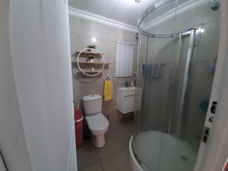 2 Bedroom home for sale in Woodlands - Photo 7