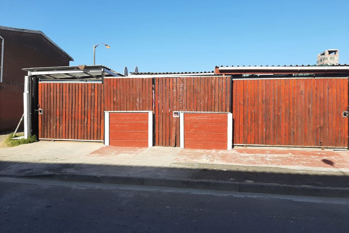 2 Bedroom home for sale in Woodlands - Photo 2