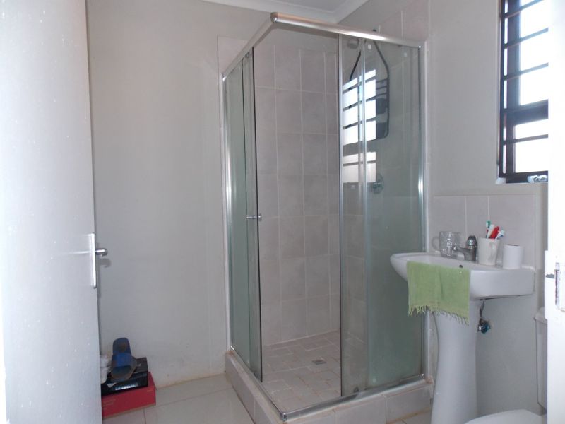 3 Bedroom House For Sale in Dawn City - Photo 10