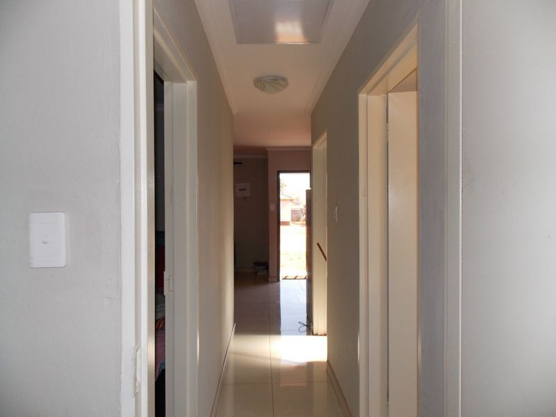 3 Bedroom House For Sale in Dawn City - Photo 8