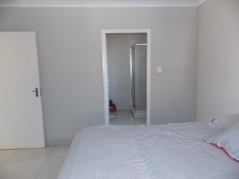 3 Bedroom House For Sale in Dawn City - Photo 7