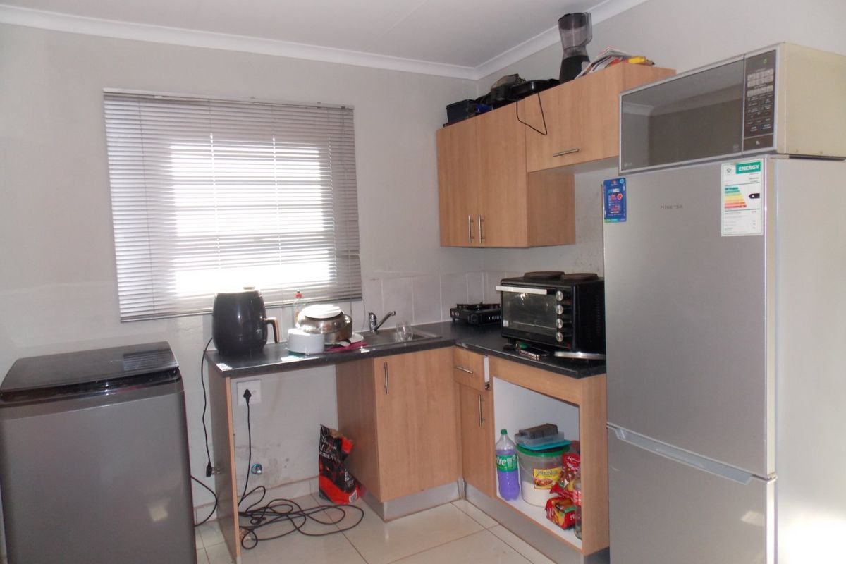 3 Bedroom House For Sale in Dawn City - Photo 5