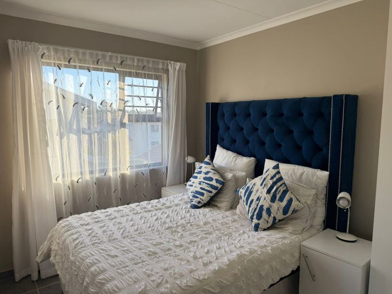 3 Bedroom House for Sale in Noordwyk - Photo 10