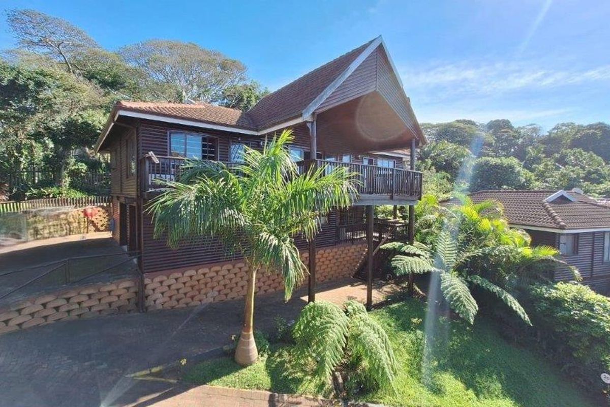 3-Bedroom Townhouse – Eagles Nest – The Name Says It All!! - Photo 4